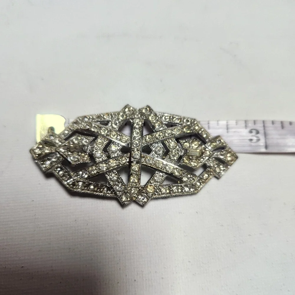 Vintage‎  Rhinestone Pot Metal Geometric Brooch Pin Clear Crystal Retro